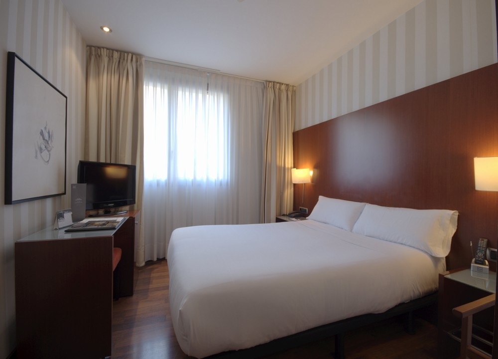 Hotel-Zenit-Conde-De-Borrell-Barcelona