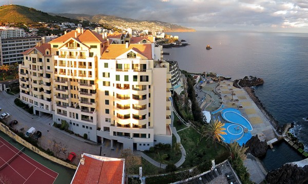 Madeira-Hotel-Duas-Torres