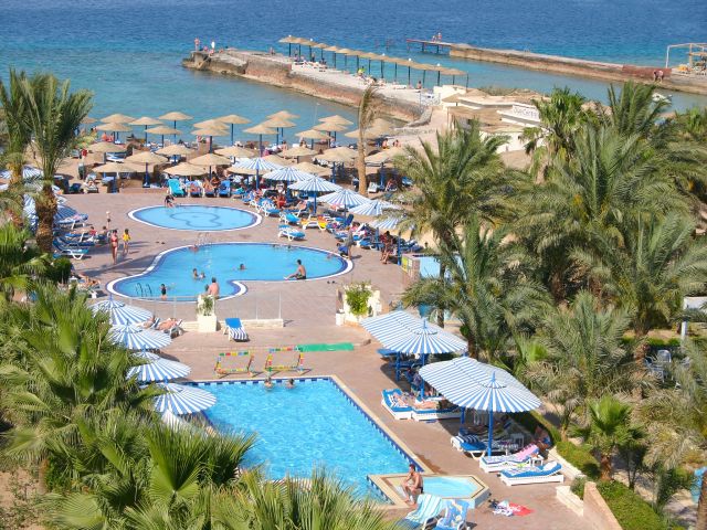 Triton-Empire-Hotel-Hurghada