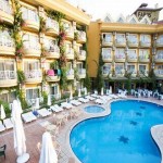 2 Wochen Marmaris (Türkei) im 3,5 Sterne Hotel Grand Faros inkl. Halbpension für 413€