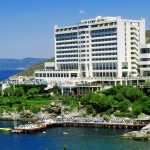 1 Woche Kusadasi im 4,5 Sterne Hotel Korumar mit Zug zum Flug und Halbpension für nur 255€